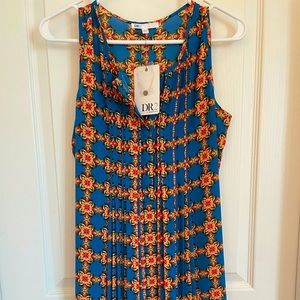 Women’s sleeveless blouse
